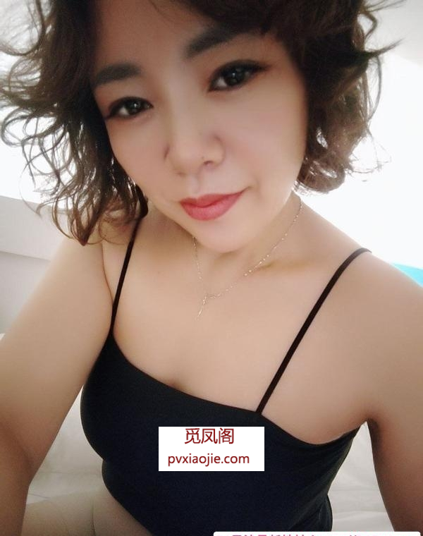 服务系熟女